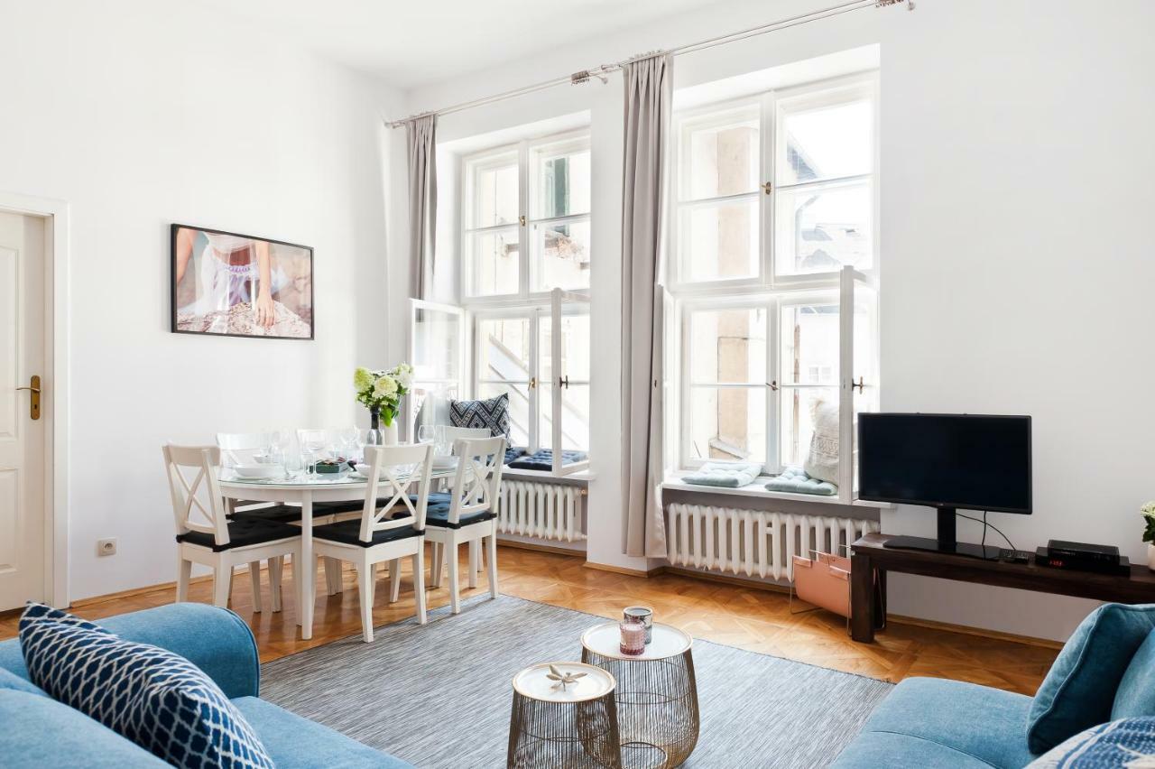 Square Apartment - Loftaffair Cracovia Esterno foto