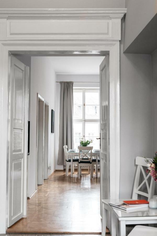 Square Apartment - Loftaffair Cracovia Esterno foto