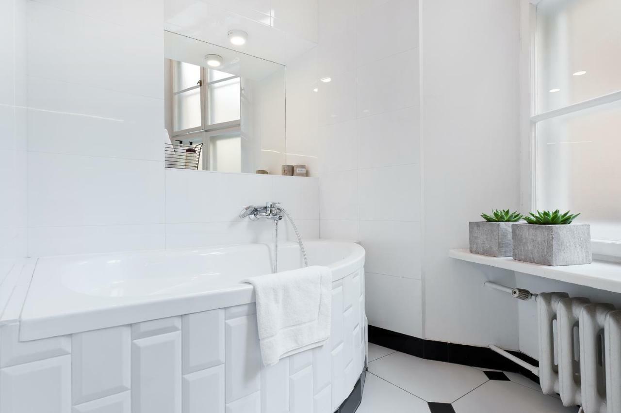 Square Apartment - Loftaffair Cracovia Esterno foto